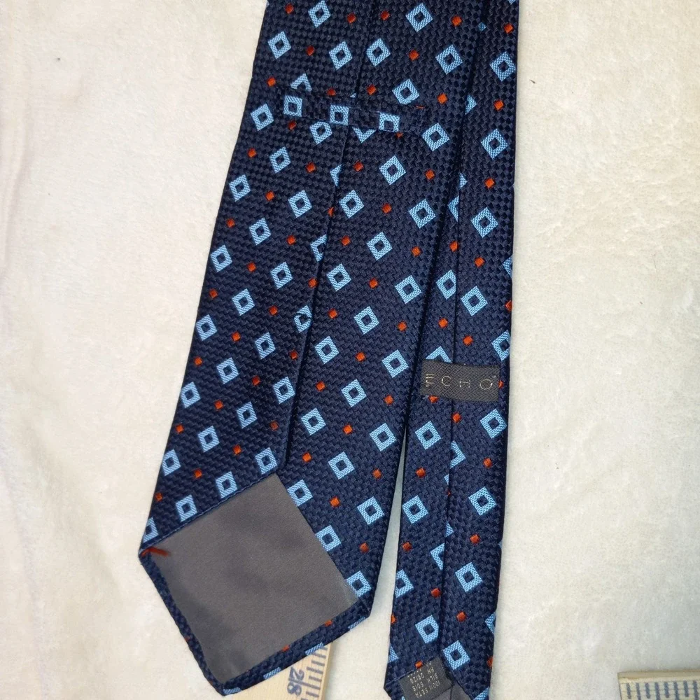 ECHO MEN'S TIE NECKTIE blue GEOMETRIC PRINT 100% SILK - MADE IN USA